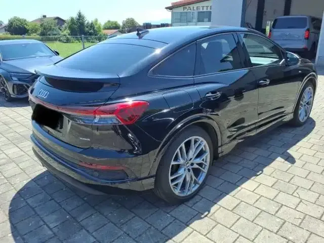 Audi 50