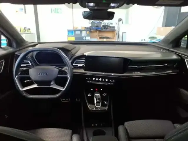 Audi 50