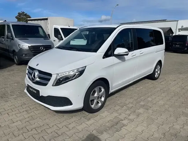 Mercedes-Benz V 250