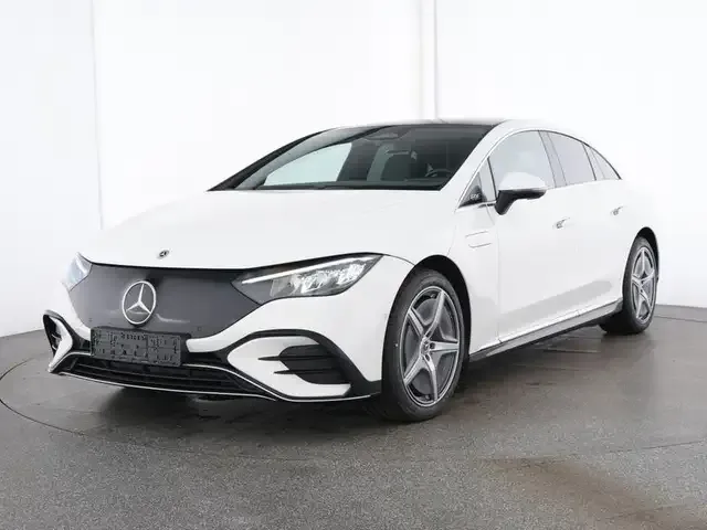 Mercedes-Benz EQE 300