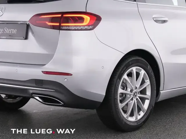 Mercedes-Benz B 200