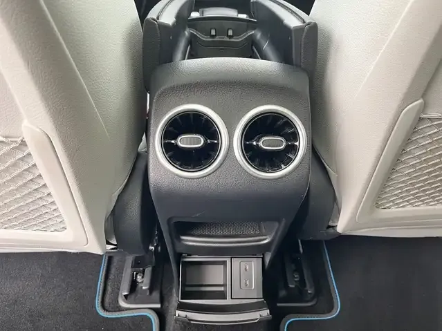 Mercedes-Benz EQB 300