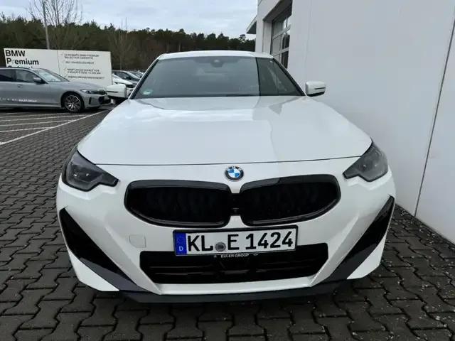 BMW 218
