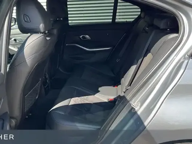BMW 340