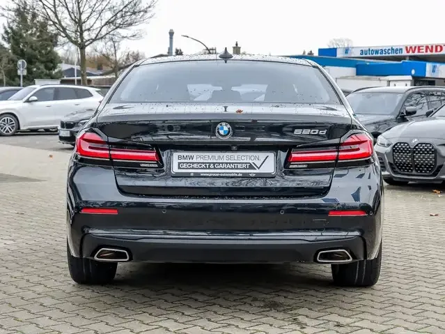 BMW 520