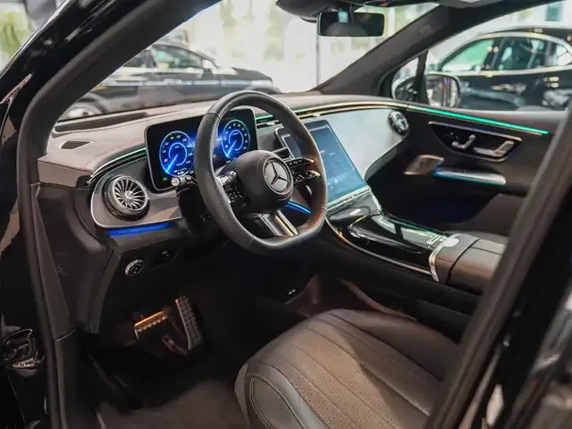 Mercedes-Benz EQE SUV