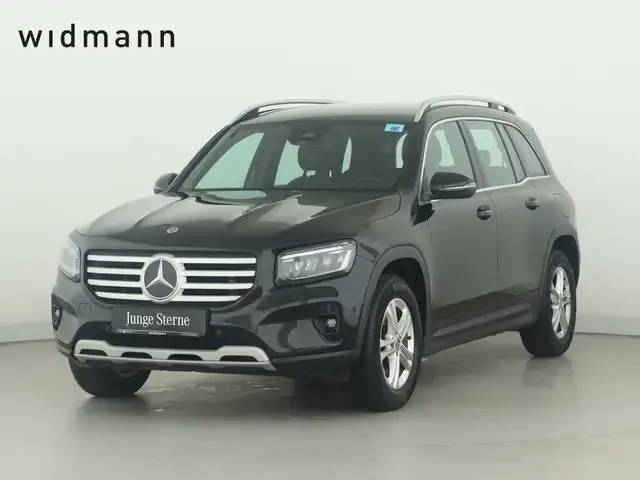 Mercedes-Benz GLB 200