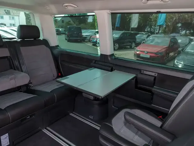 Volkswagen T6.1 Multivan