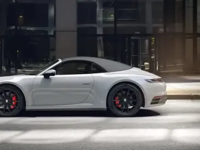 Porsche 992