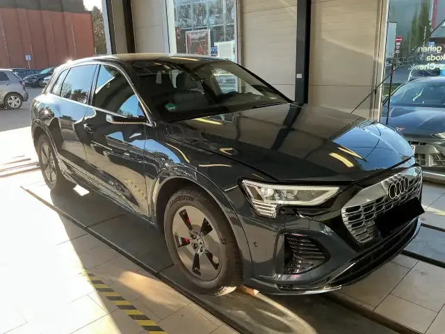 Audi Q8 e-tron