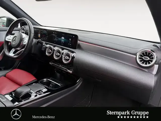 Mercedes-Benz A 220