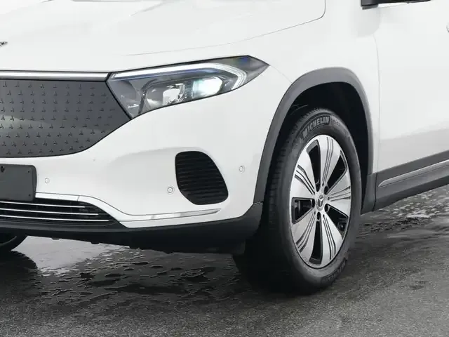 Mercedes-Benz EQA 300