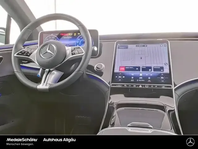 Mercedes-Benz EQE 300