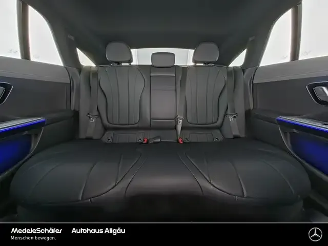 Mercedes-Benz EQE 300