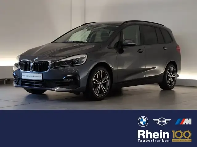 BMW 220