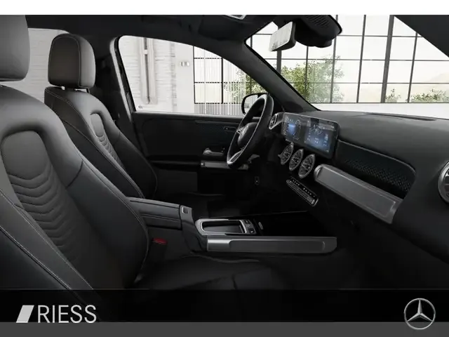 Mercedes-Benz GLB 200