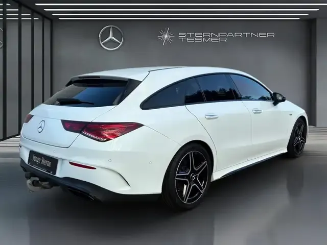Mercedes-Benz CLA 220