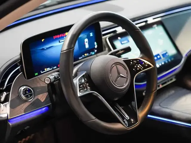 Mercedes-Benz E 300