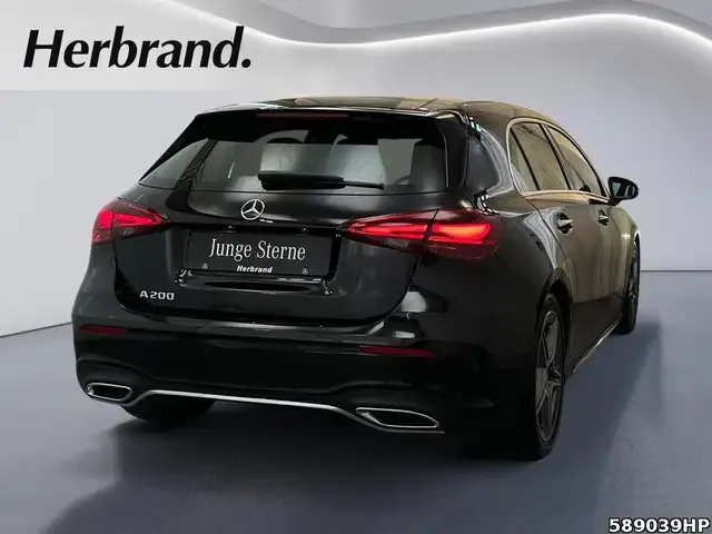 Mercedes-Benz A 200