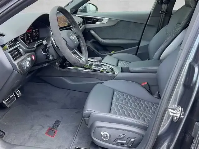 Audi RS4