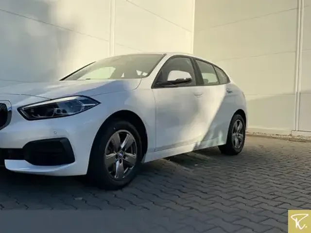 BMW 118
