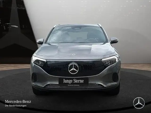 Mercedes-Benz EQA 300