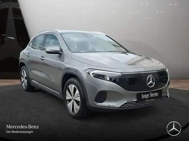 Mercedes-Benz EQA 300
