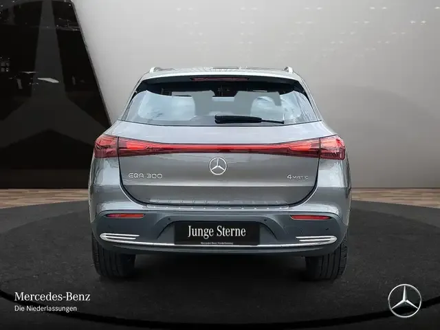 Mercedes-Benz EQA 300