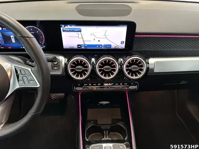 Mercedes-Benz GLB 200