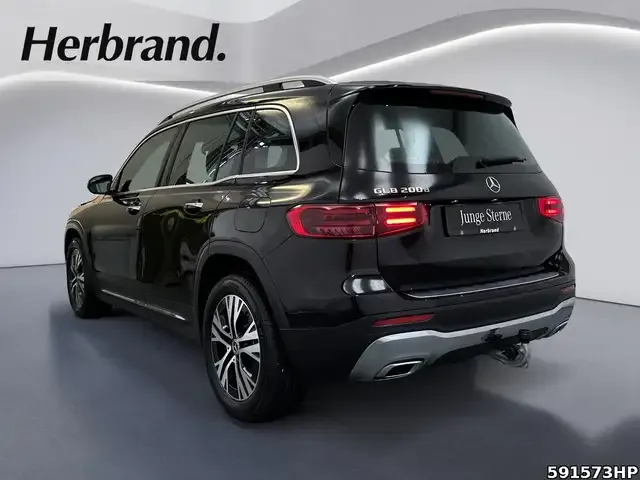 Mercedes-Benz GLB 200