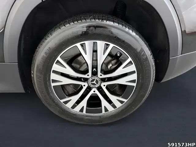 Mercedes-Benz GLB 200