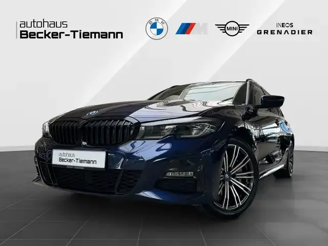 BMW 330