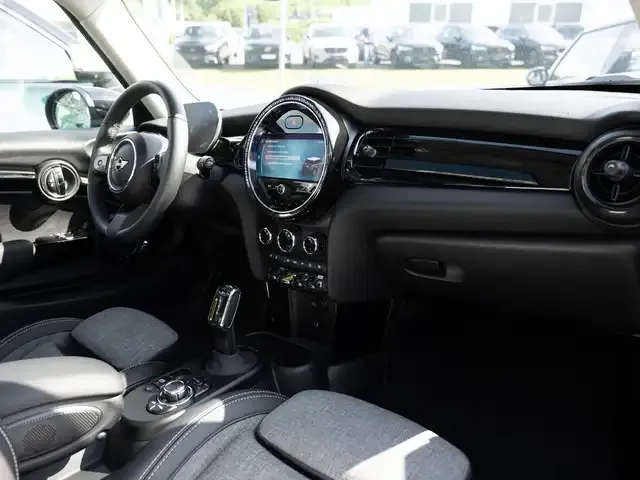 MINI Cooper SE