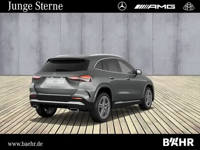 Mercedes-Benz GLA 200