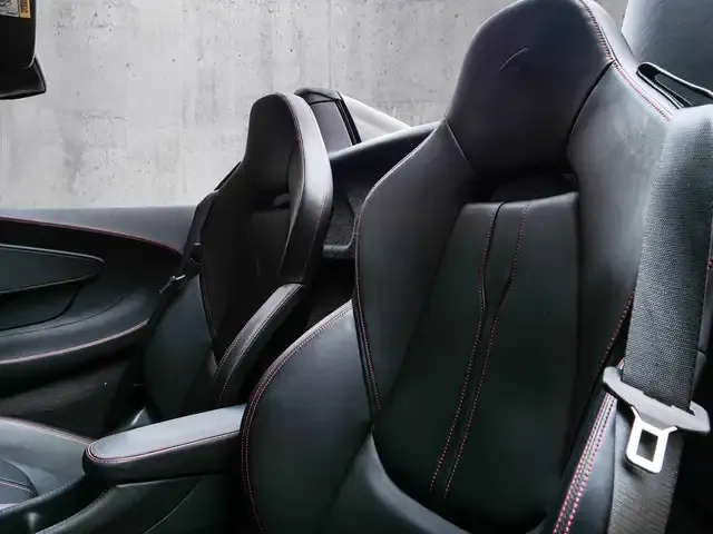 McLaren 570S
