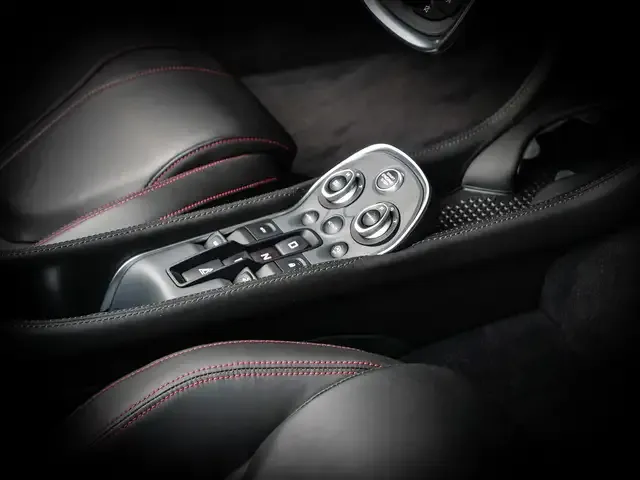 McLaren 570S