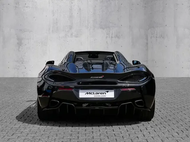 McLaren 570S