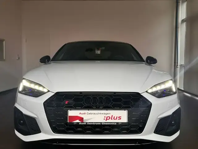 Audi S5