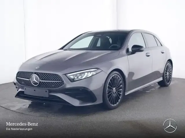 Mercedes-Benz A 220
