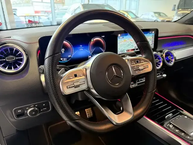 Mercedes-Benz EQB 250