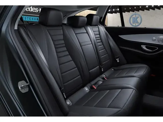 Mercedes-Benz E 400