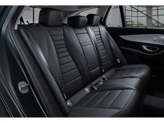 Mercedes-Benz E 400