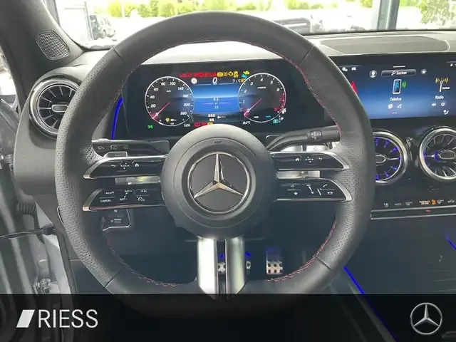 Mercedes-Benz GLB 250