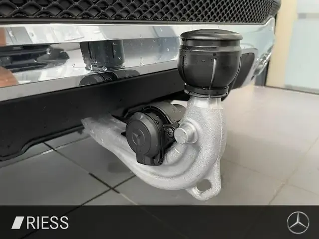 Mercedes-Benz GLB 250