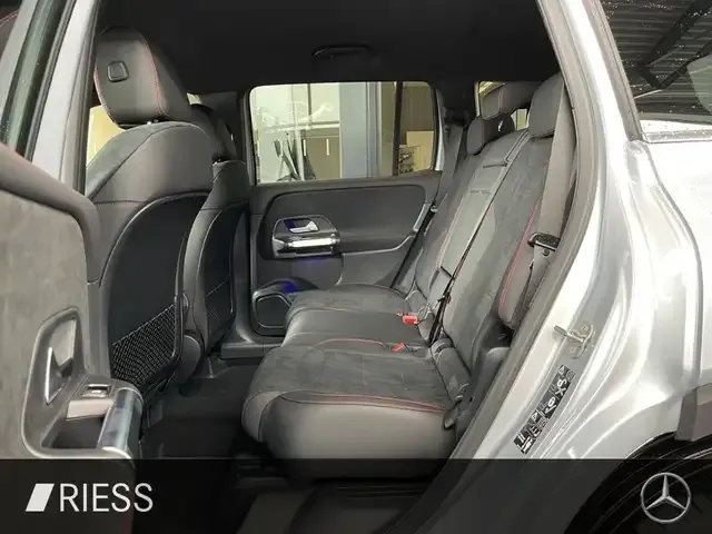 Mercedes-Benz GLB 250