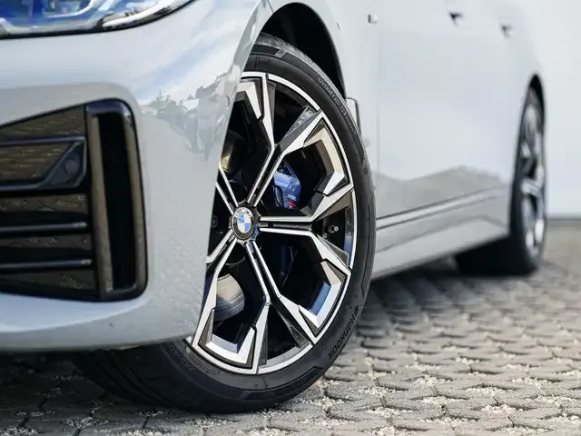 BMW 440