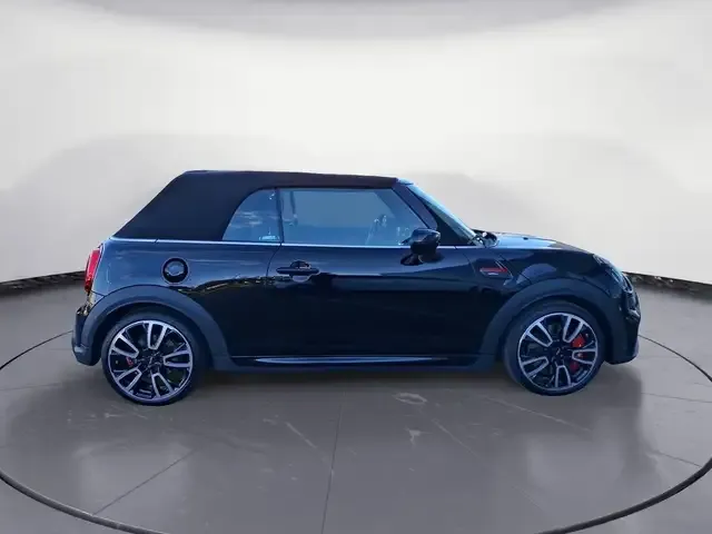 MINI John Cooper Works Cabrio