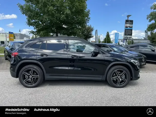 Mercedes-Benz GLA 250