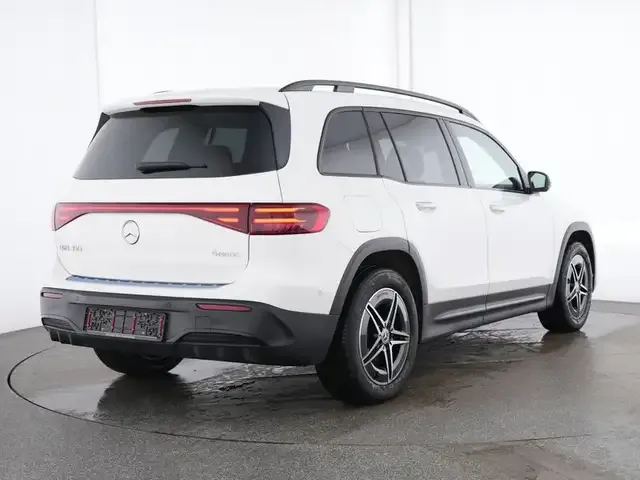 Mercedes-Benz EQB 350