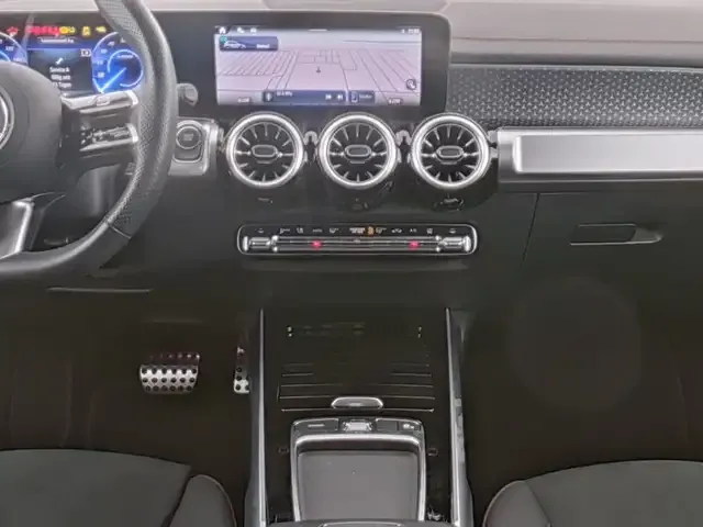 Mercedes-Benz EQB 350